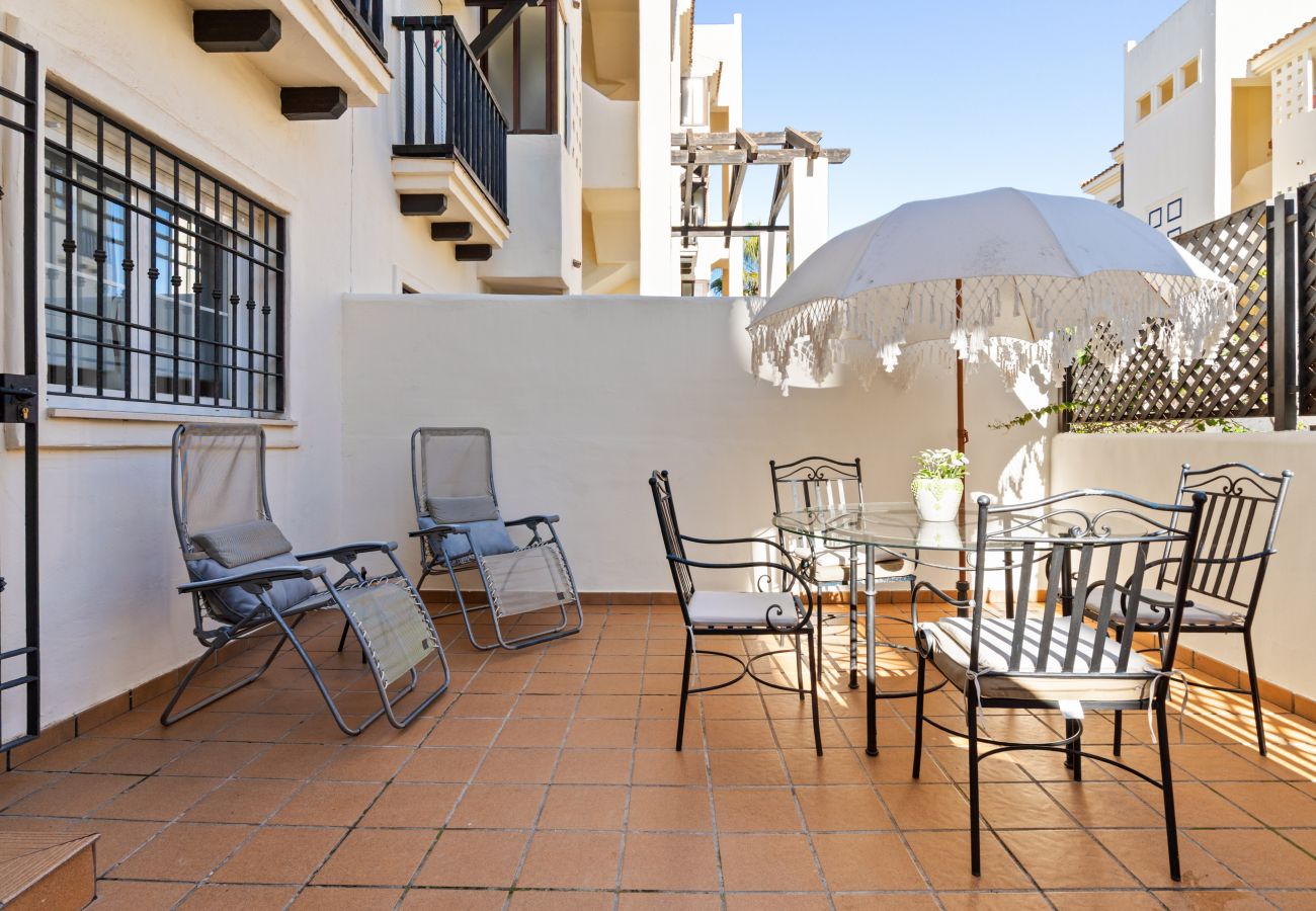 Apartamento en San Luis de Sabanillas - 8. Duquesa – Ground Floor with Two Big Terraces & 