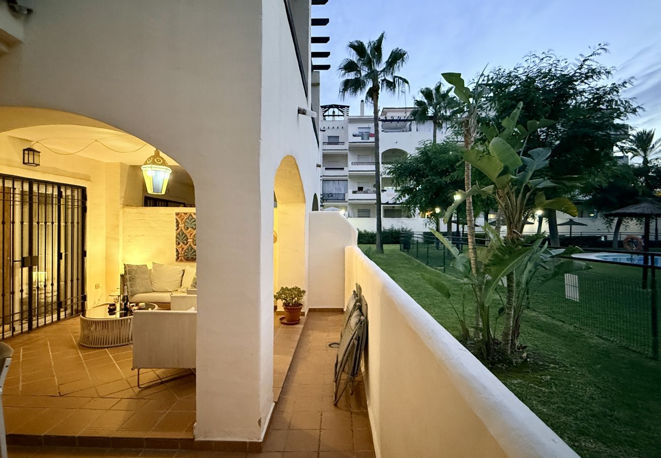 Apartamento en San Luis de Sabanillas - 8. Duquesa – Ground Floor with Two Big Terraces