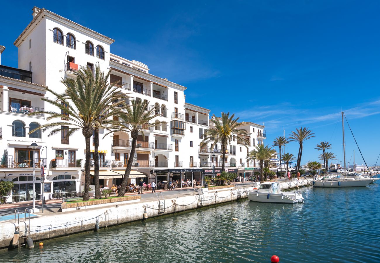 Apartamento en San Luis de Sabanillas - Balcón con vista piscina central Sabinillas Manilva