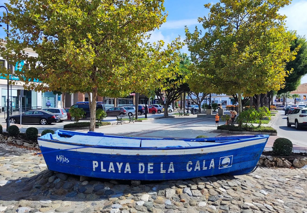 Apartamento en Mijas Pueblo - Modern apartment with lsea & pool views in Mijas