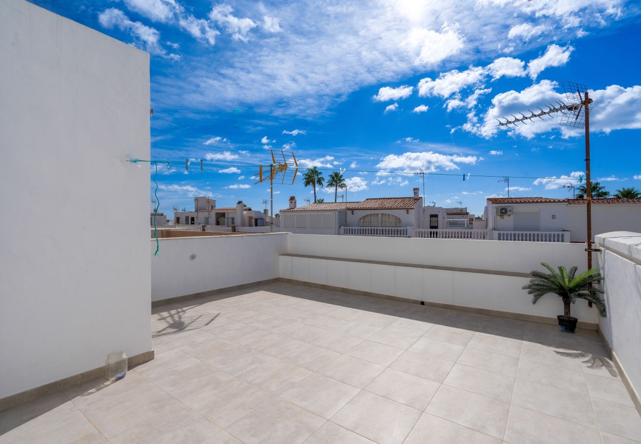 Apartamento en Manilva - 27. Precioso adosado en la playa Duquesa