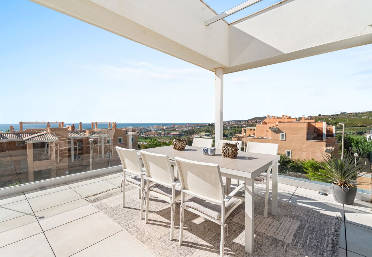 Apartamento en Casares - 46. Corner Apartment with Panoramic Sea Views 
