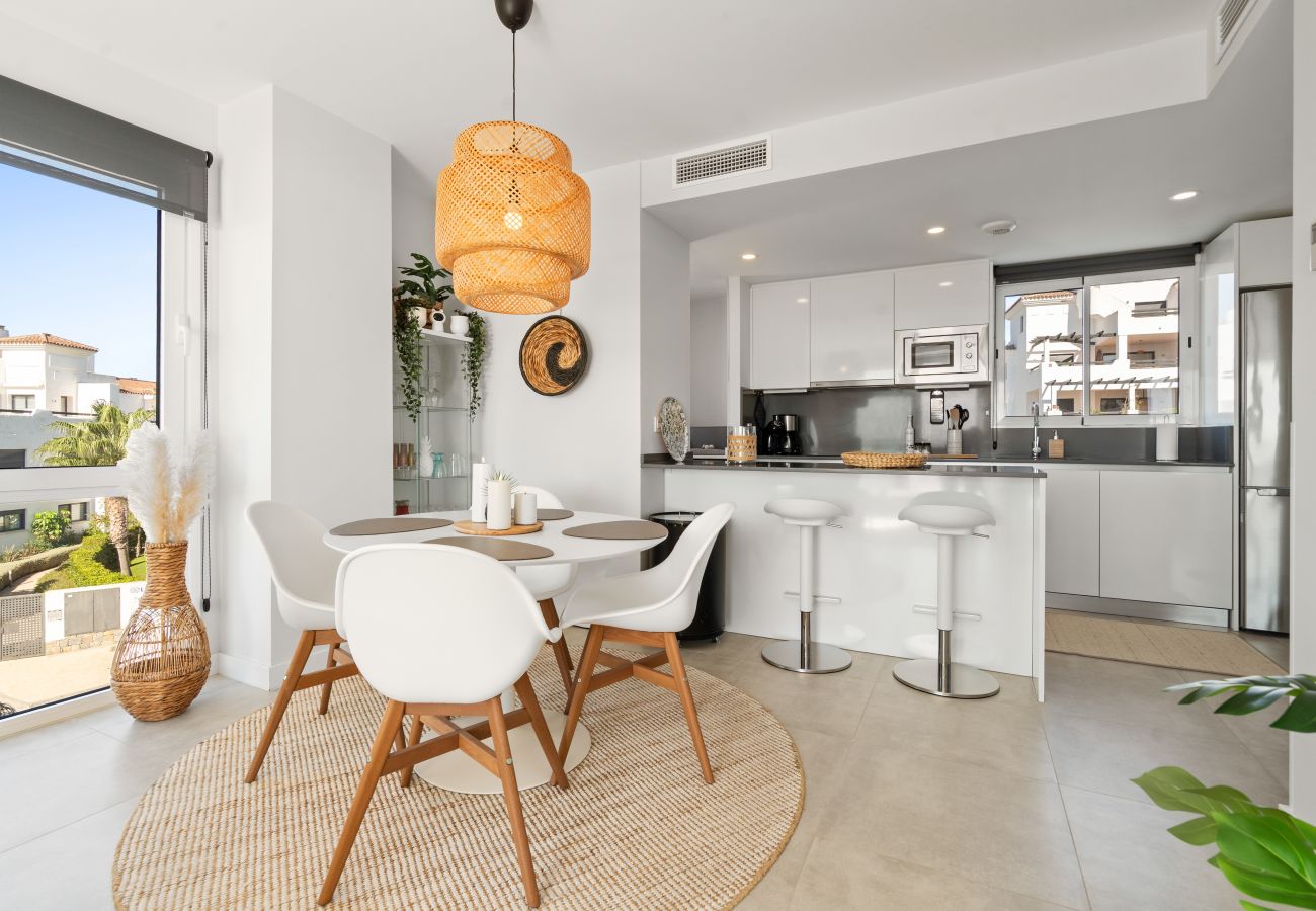 Apartamento en Casares - 46. Corner Apartment with Panoramic Sea Views 
