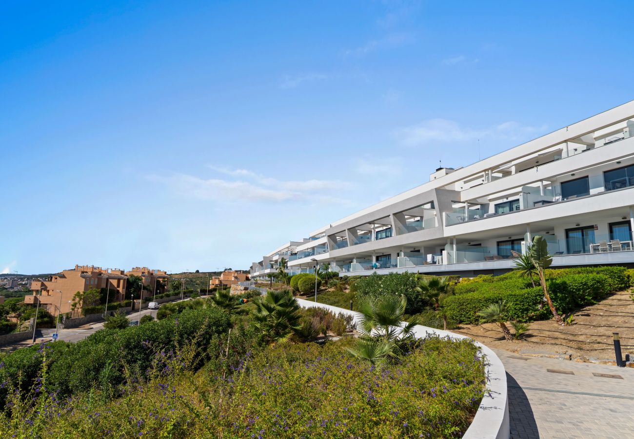 Apartamento en Casares - 46. Corner Apartment with Panoramic Sea Views 