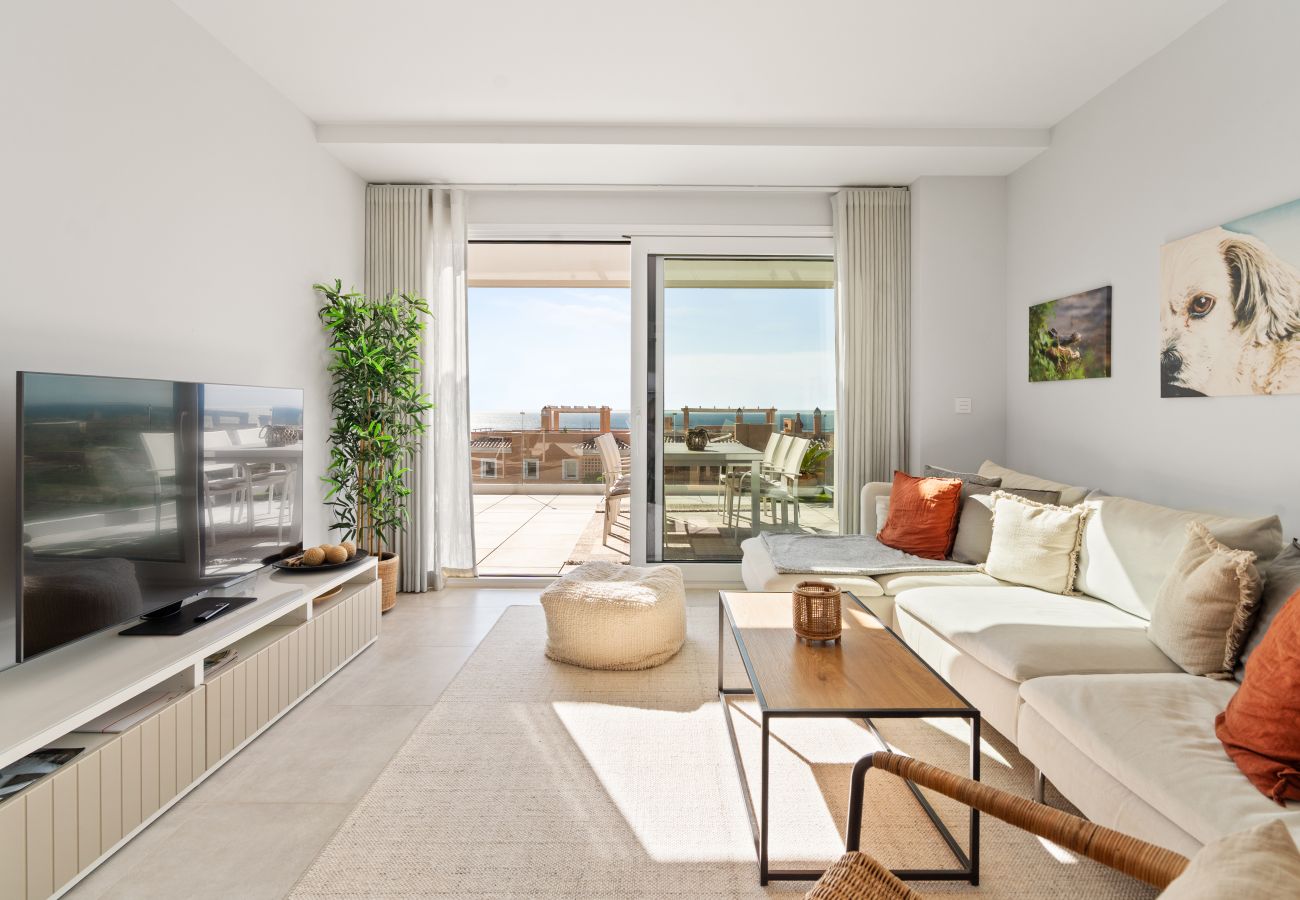 Apartamento en Casares - 46. Corner Apartment with Panoramic Sea Views 