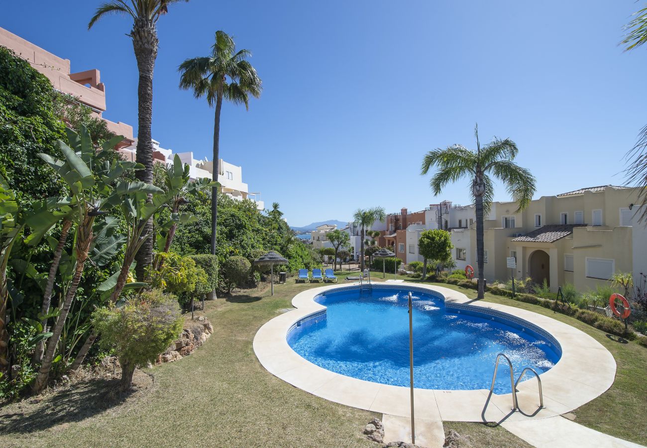 Apartamento en Casares - 53  Top floor of Terrazas de la Bahía, Casares Cos