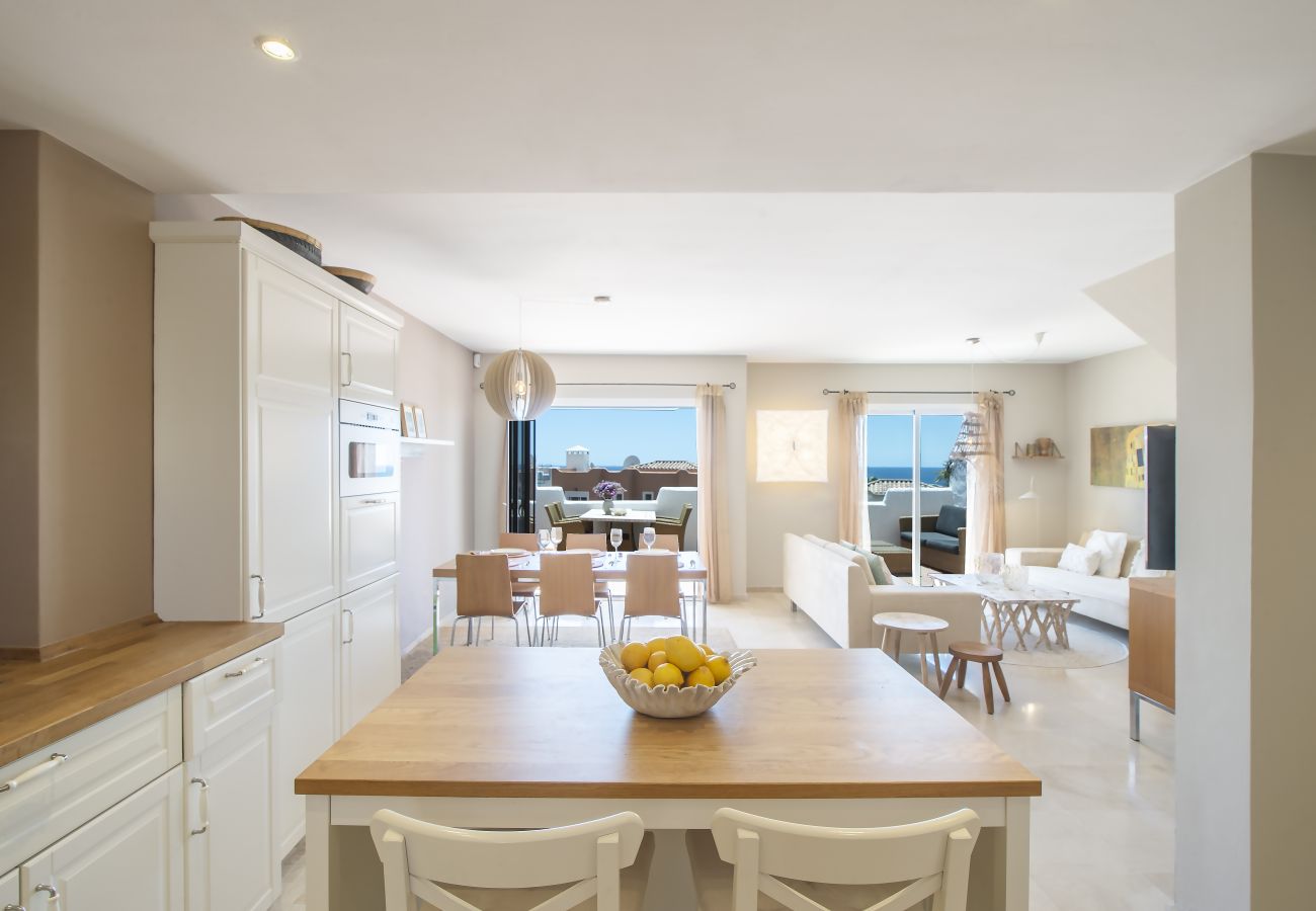 Apartamento en Casares - 53  Top floor of Terrazas de la Bahía, Casares Cos