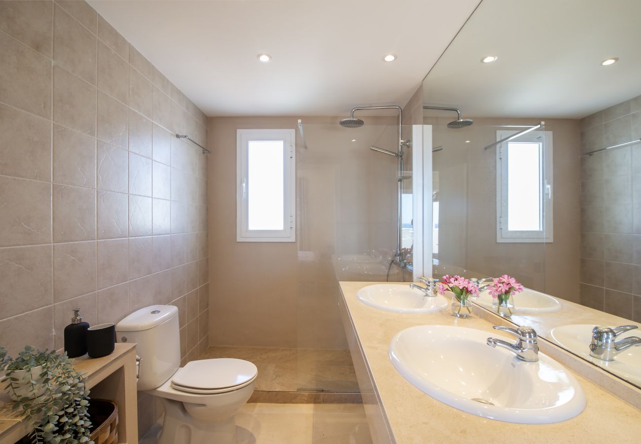 Apartamento en Casares - 53  Top floor of Terrazas de la Bahía, Casares Cos