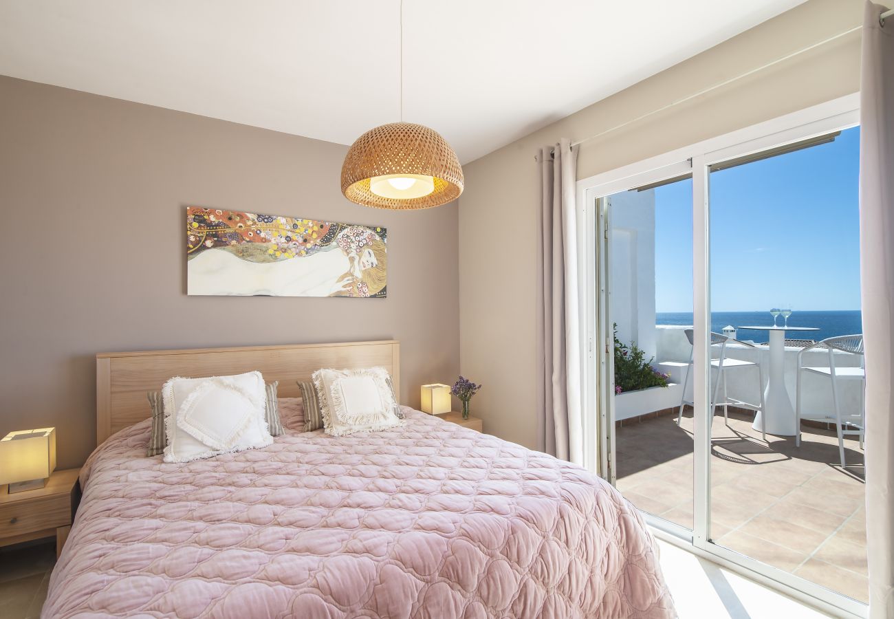 Apartamento en Casares - 53  Top floor of Terrazas de la Bahía, Casares Cos