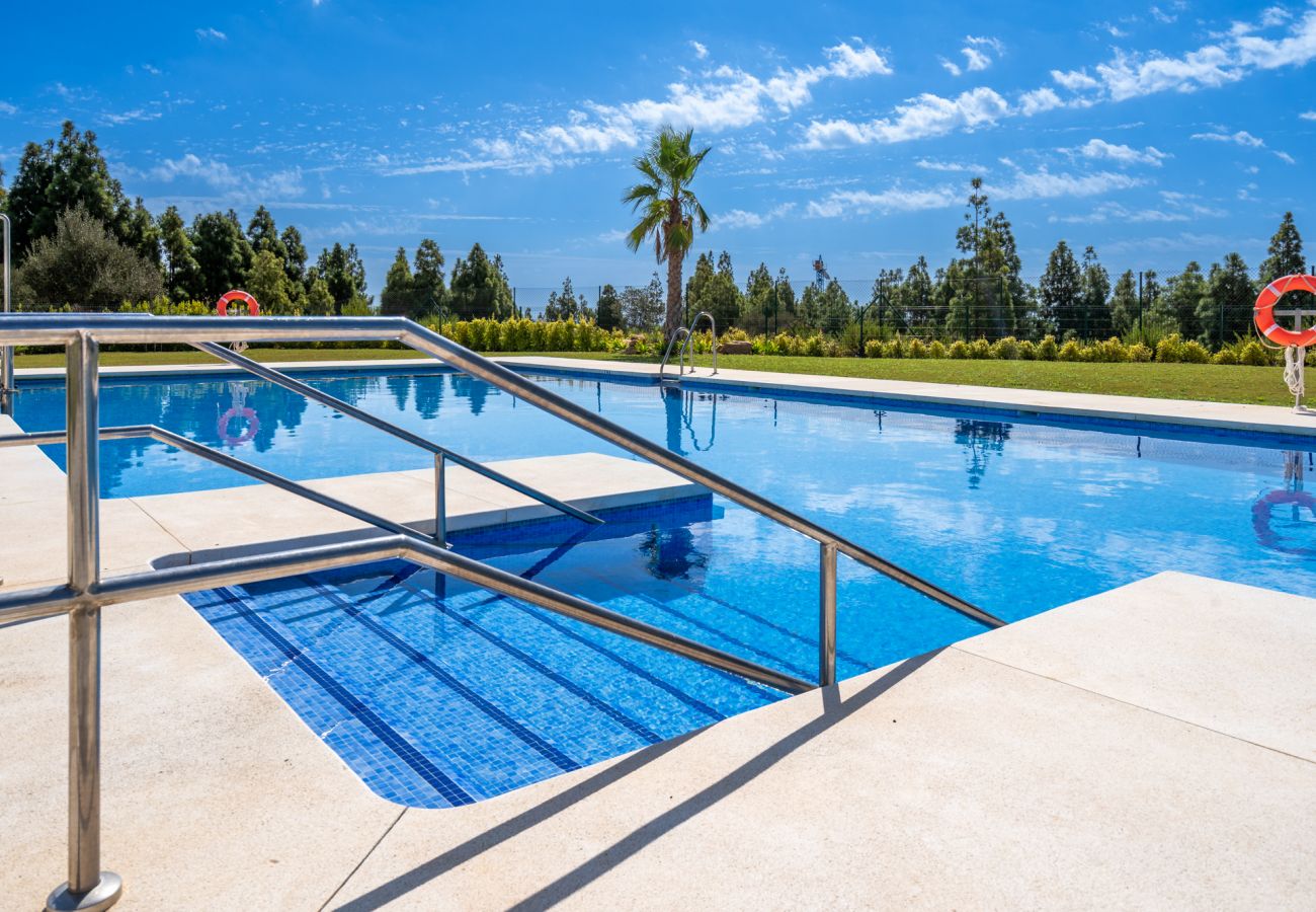 Apartment in Mijas Pueblo - Modern apartment with sea & pool views in Mijas