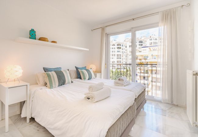 Apartment in Estepona - 34. Estepona Rooftop Sea Views 