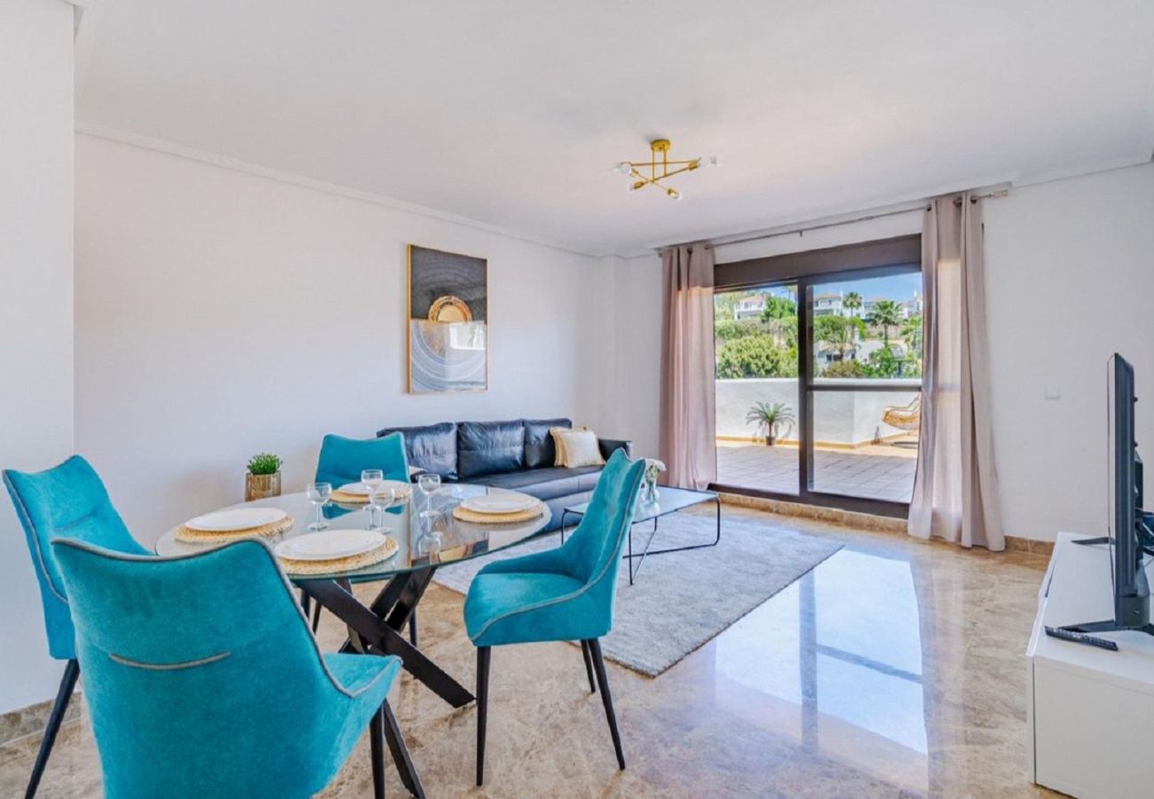 Apartment in Estepona - 36. Golf Hills Estepona, padelcourt and a big private garden 