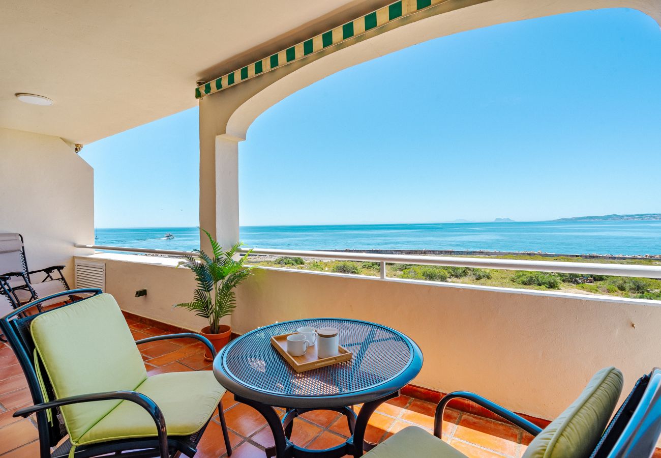 Apartment in Estepona - 39. Front row panoramic sea view Estepona