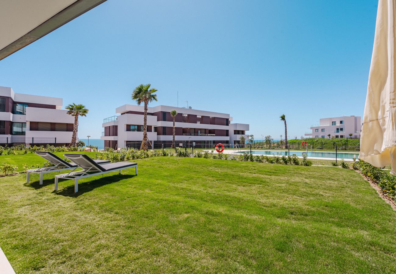 Apartment in Casares - 12. Modern groundfloor apt. with pool view