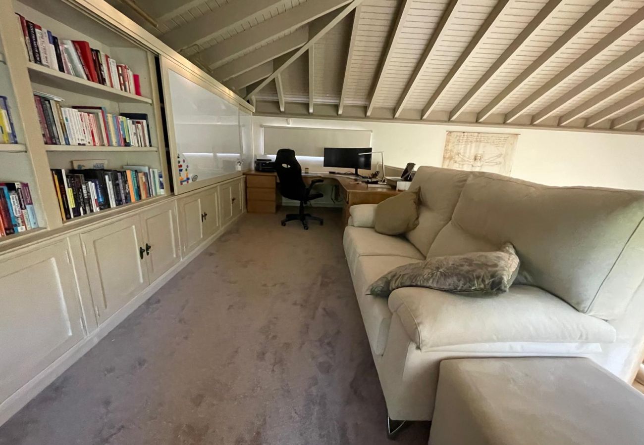 Villa in Benalup-casas viejas - 48. Luxury Eco Villa with Pool, Jacuzzi & Daily Br