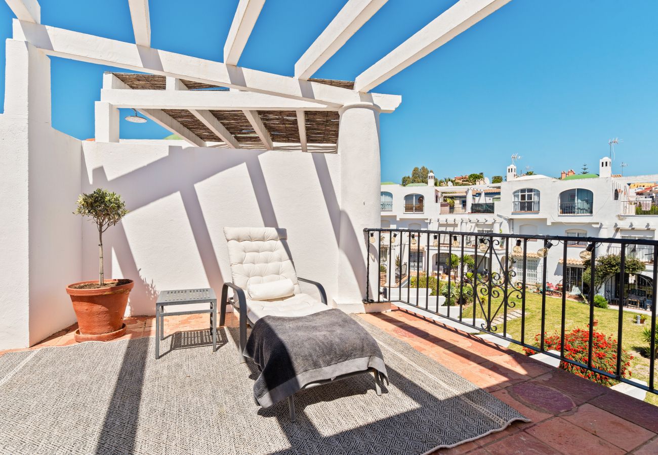 House in Manilva - 57 Townhouse with Pool & Rooftop Terrace in Duques