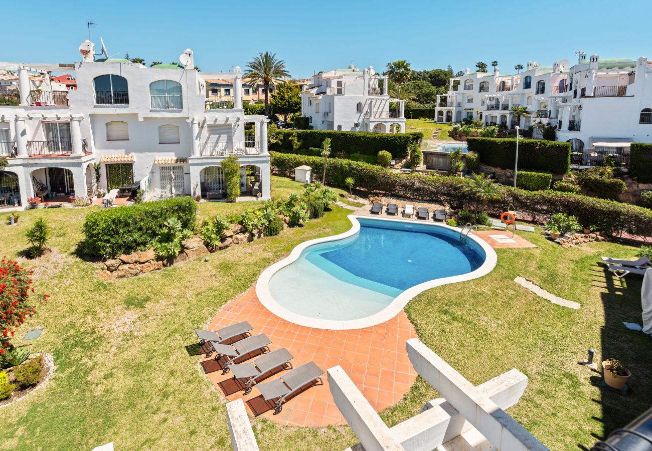 House in Manilva - 57 Townhouse with Pool & Rooftop Terrace in Duques