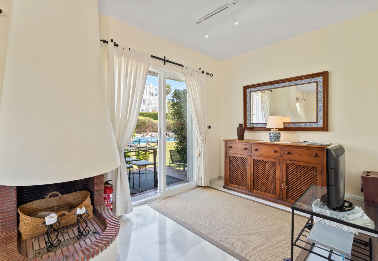 House in Manilva - 57 Townhouse with Pool & Rooftop Terrace in Duques