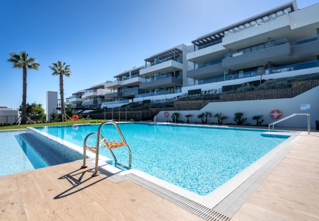 Lägenhet i Estepona - 25. Las Mesas Estepona big terrace with indoor & outdoor pools