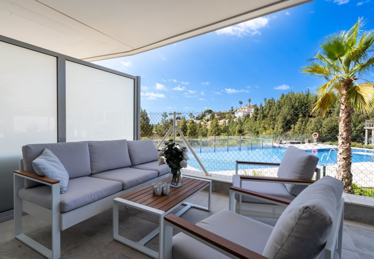 Lägenhet i Mijas Pueblo - Modern apartment with sea & pool views in Mijas
