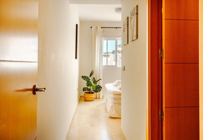 Lägenhet i Manilva - 40. Comfortable apartment next to Puerto De La Duques Lägenhet i Manilva - 40. Comfortable apartment next to Puerto De La Duques