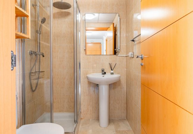 Lägenhet i Manilva - 40. Comfortable apartment next to Puerto De La Duques Lägenhet i Manilva - 40. Comfortable apartment next to Puerto De La Duques
