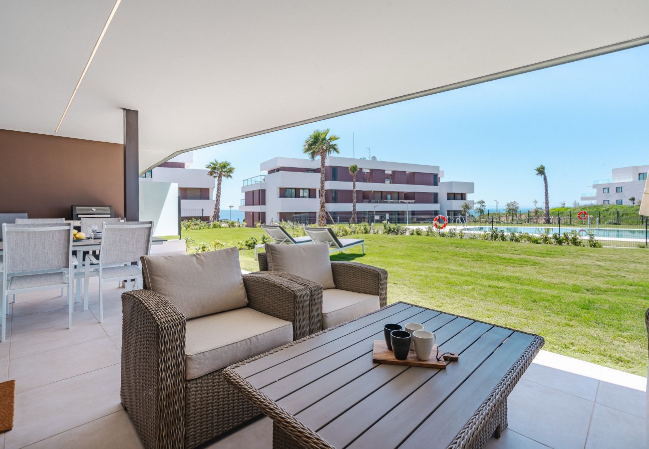 Lägenhet i Casares - 12. Modern groundfloor apt. with pool view