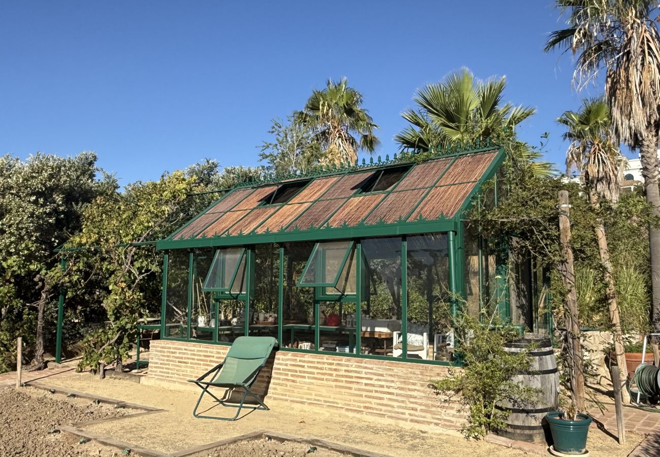 Villa i Benalup-casas viejas - 48. Luxury Eco Villa with Pool, Jacuzzi & Daily Br