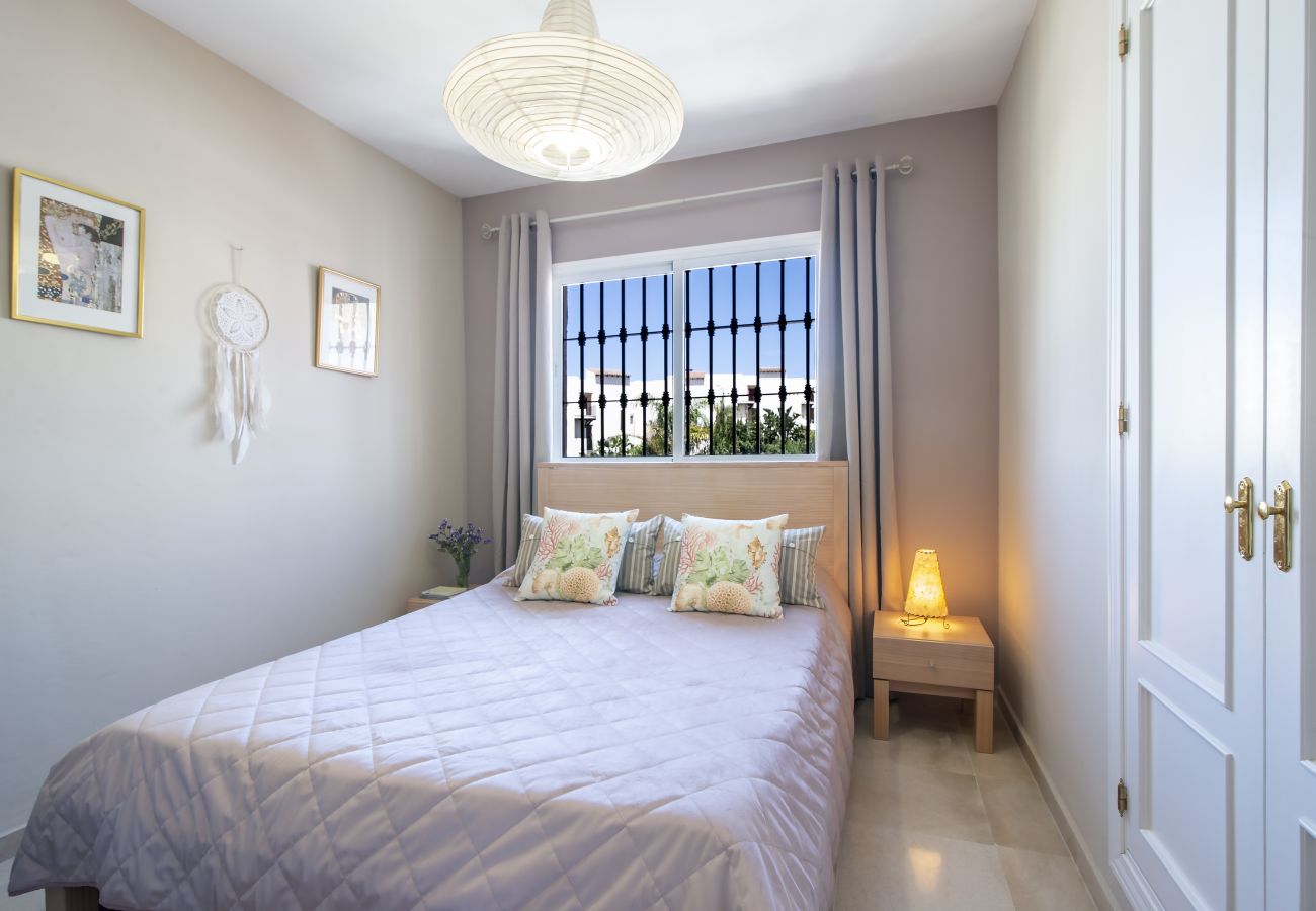 Lägenhet i Casares - 53  Top floor of Terrazas de la Bahía, Casares Cos