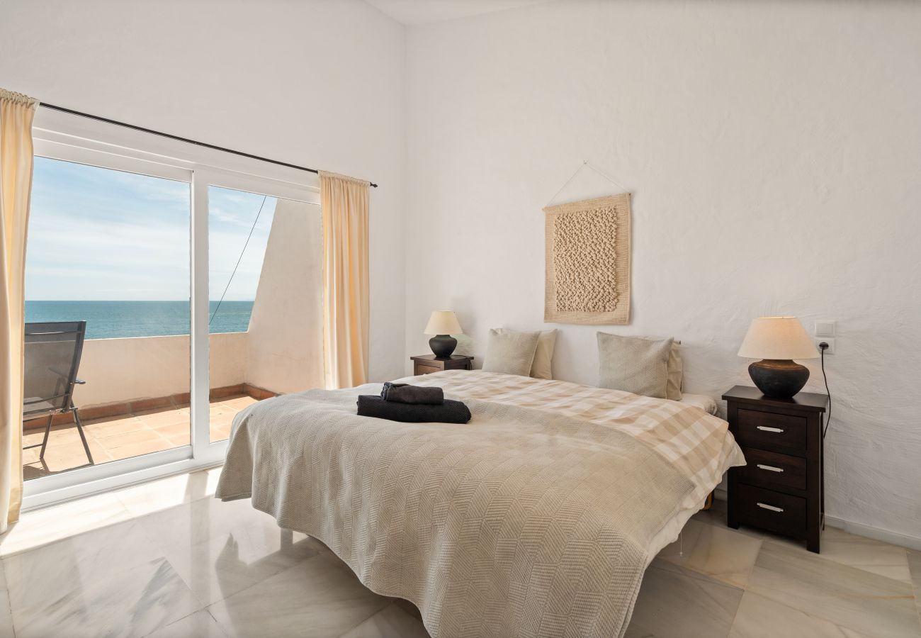 Stuga i Estepona - 54 .Bahía Dorada – Townhouse by the Sea in Estepon